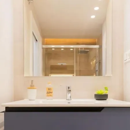 Апартаменти La Cruz Cozy By Next Stop *