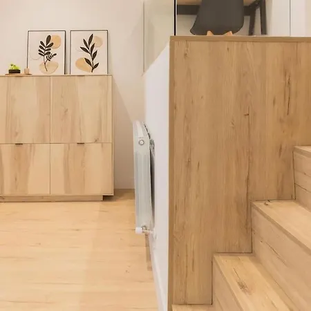 Апартаменти La Cruz Cozy By Next Stop